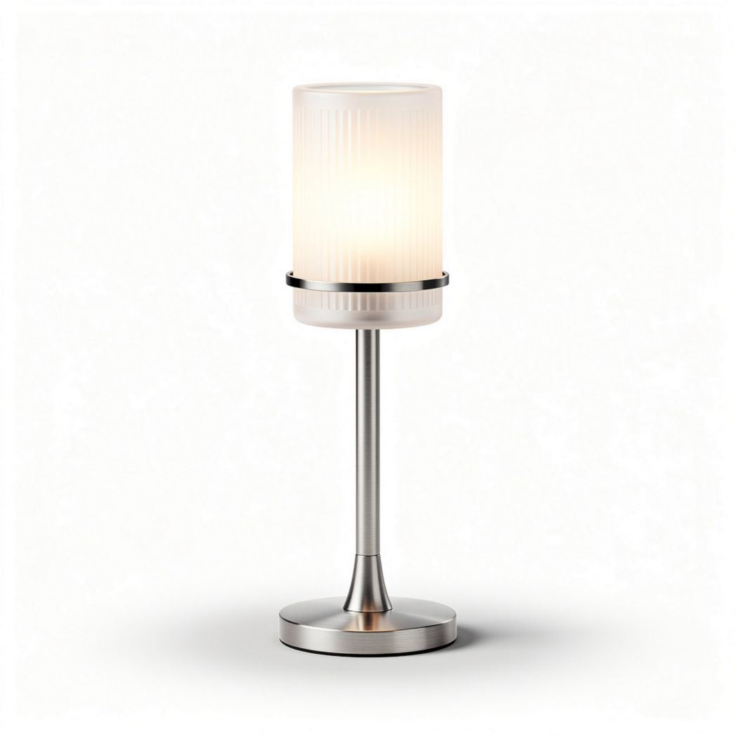 Tafellamp met metalen basis en glazen kap hoogte 30cm diameter 15cm